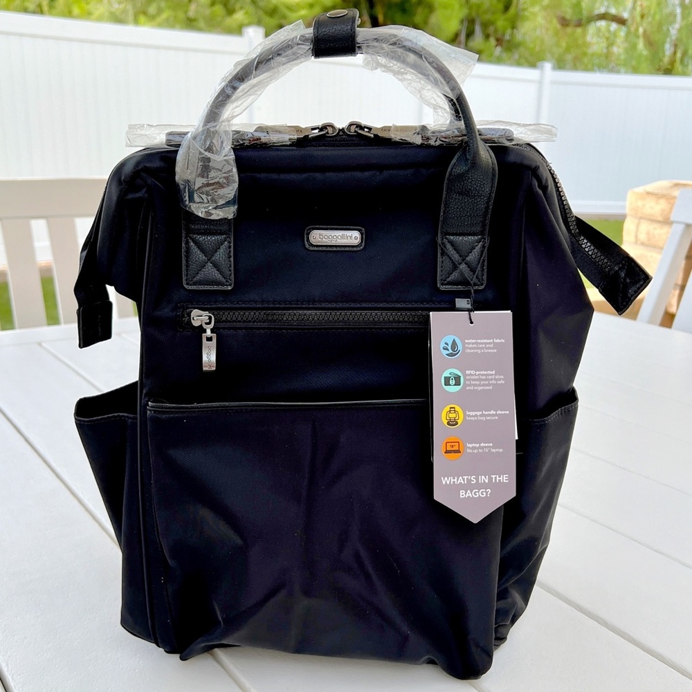 Baggallini Soho Backpack (Black) NWT